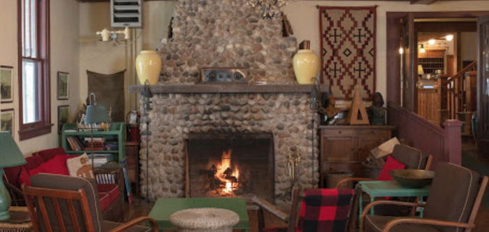 Lakeside Inn - Web Listing (newer photo)